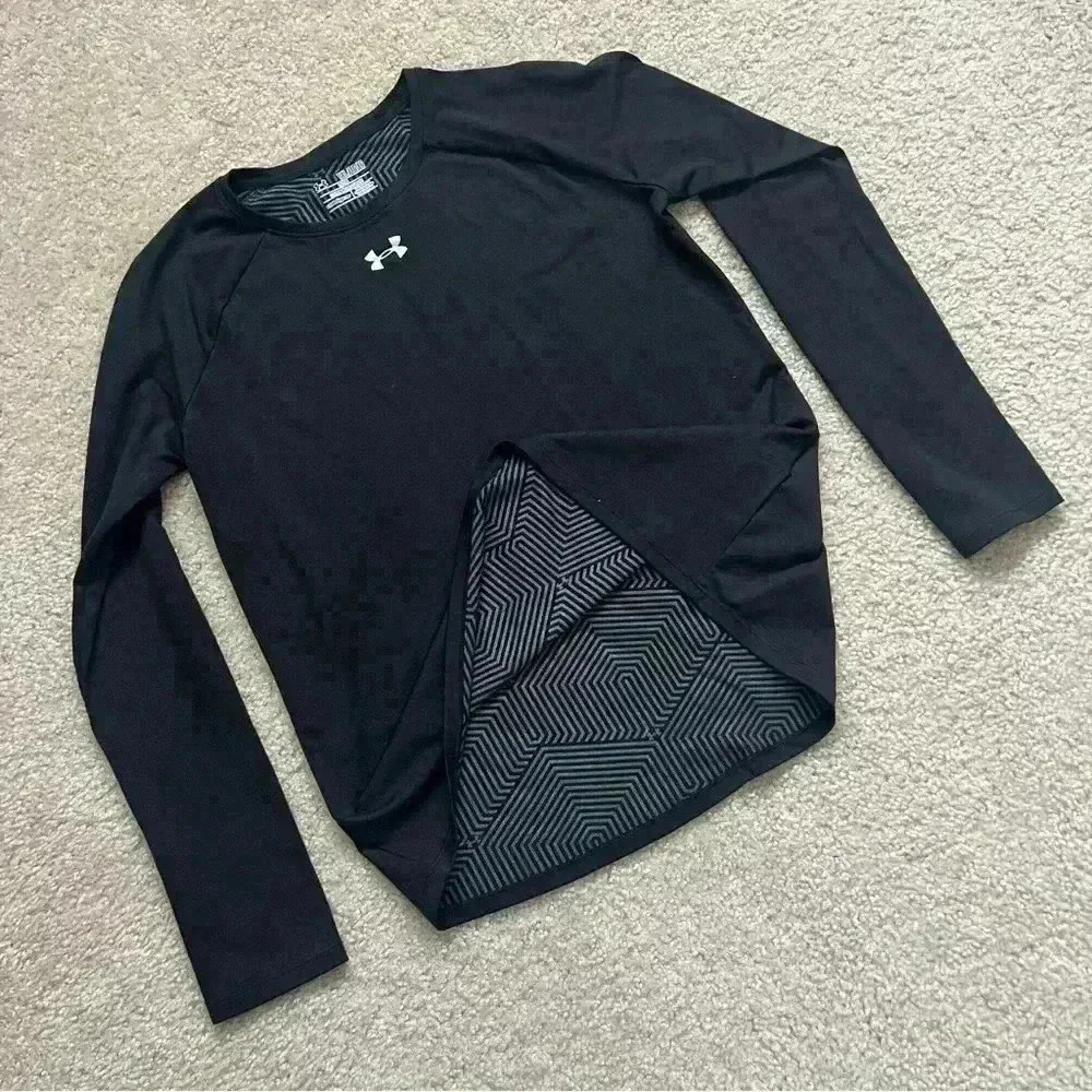 Under Armour Cold Gear Unisex Black Thumb Hole Long Sleeve Shirt Loose Size YXL